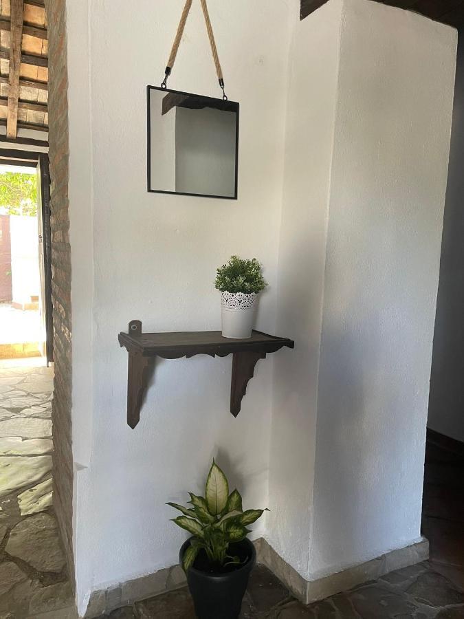 הוילה חימנה דה לה פרונטרה La Casa Vieja De Marchenilla מראה חיצוני תמונה